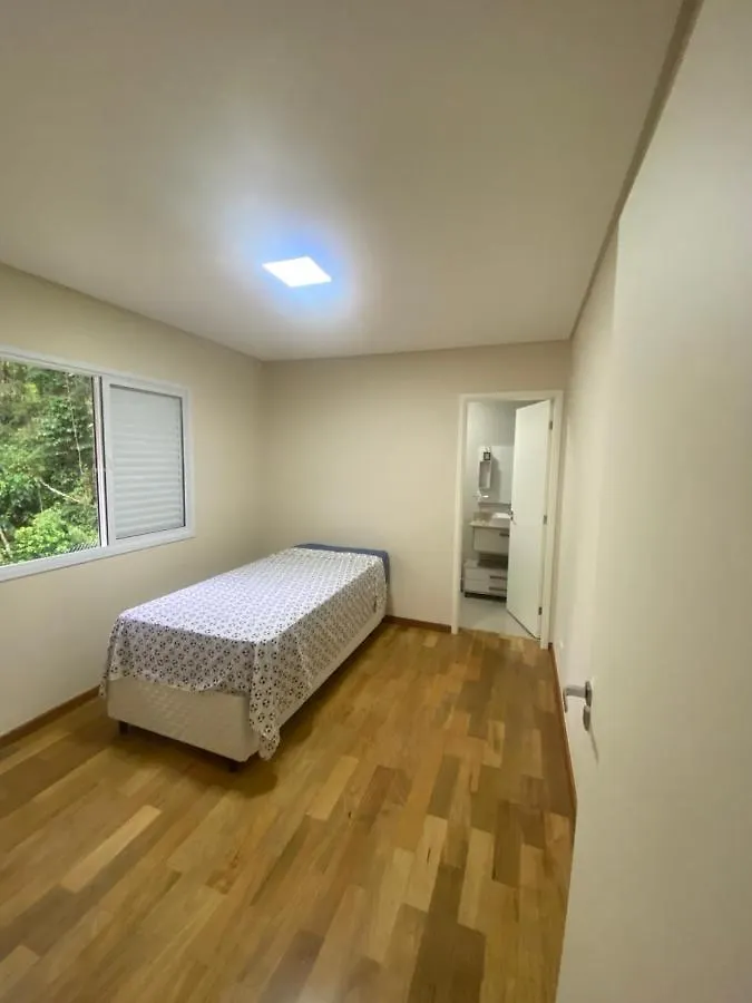 Holiday home Hostyn Casa Manancial -4 Suites E Natureza Proxima Ao Capivari Campos do Jordao